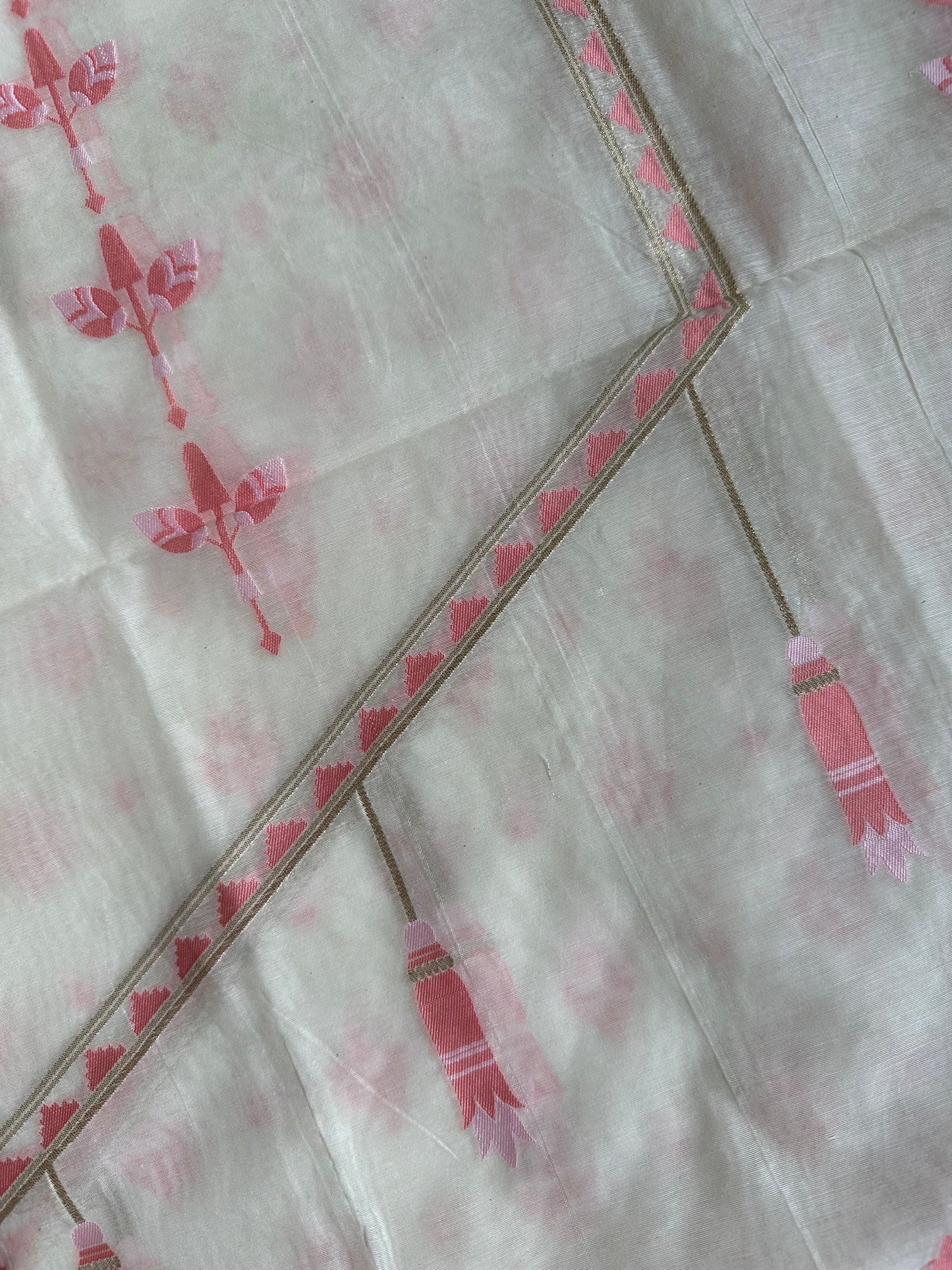 White With Pink Booti Banarasi Cotton Suit Set