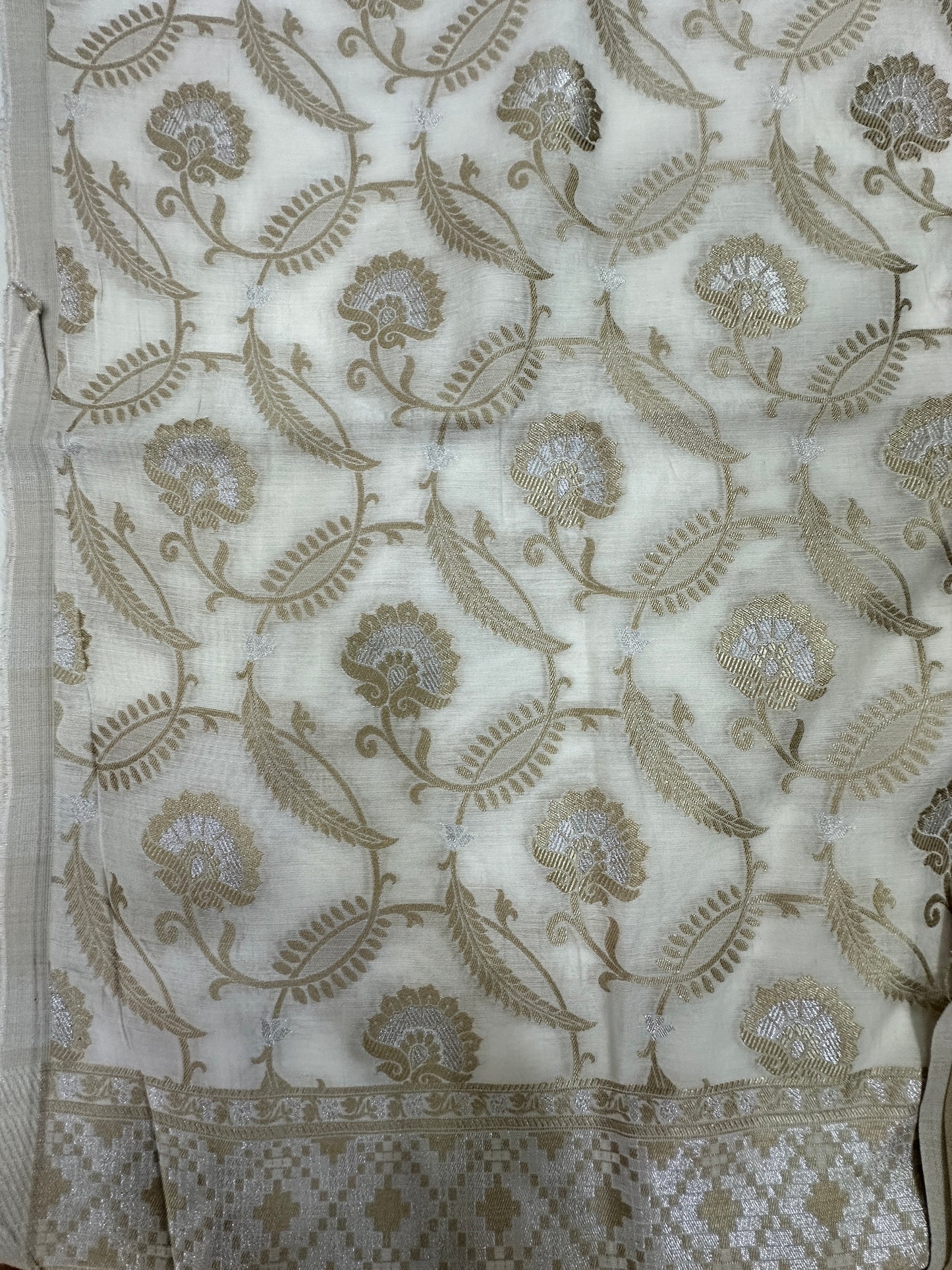 White Banarasi Cotton Suit Set with Zari Work