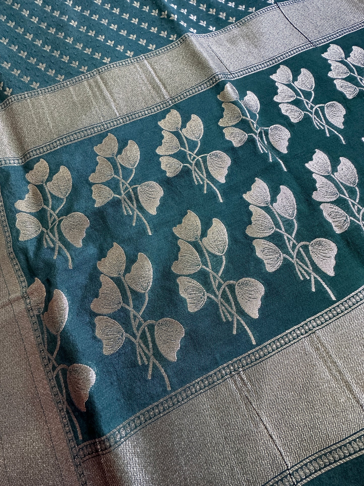 Green Banarasi Cotton Suit Set