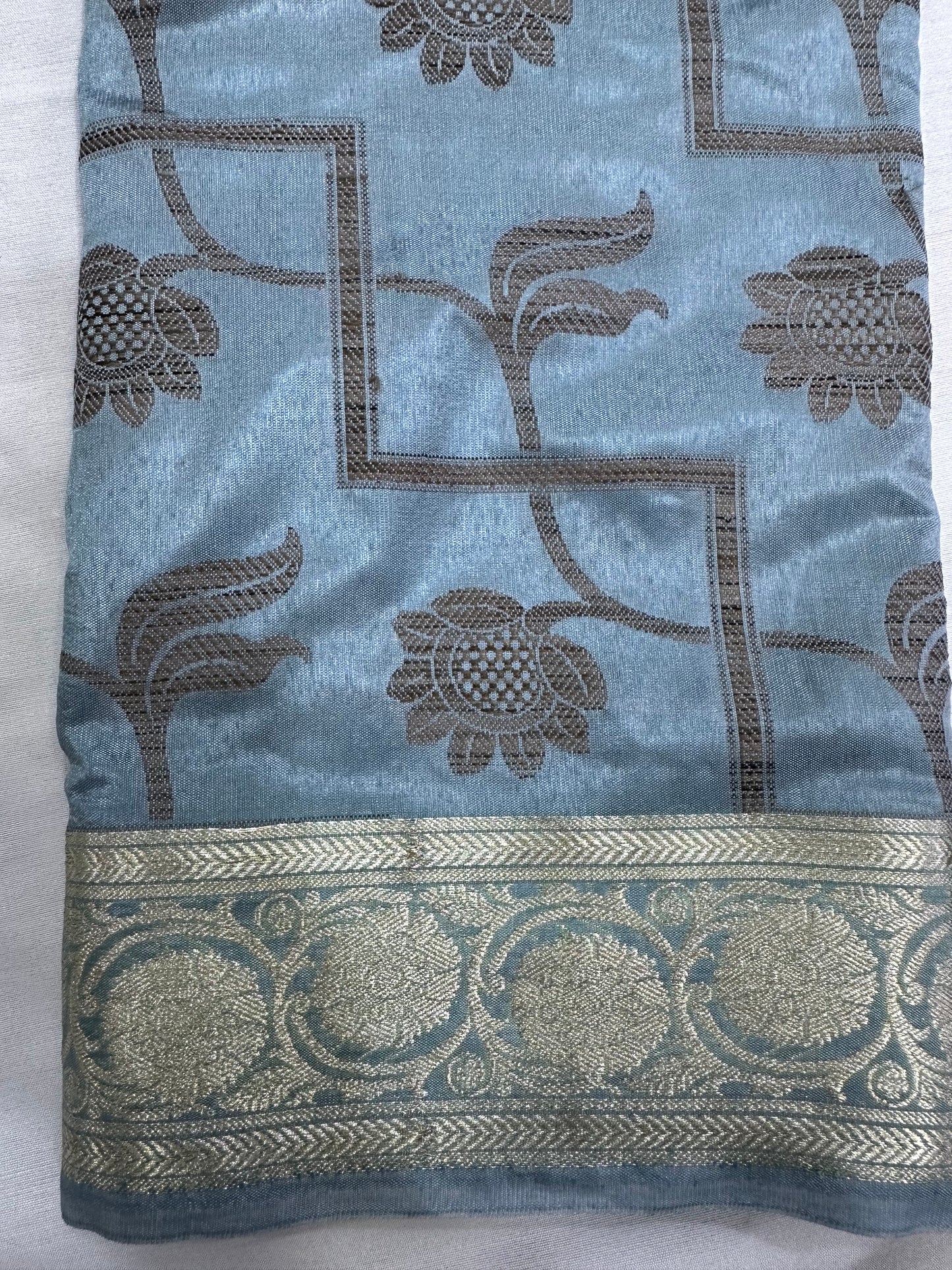 Grey Kheecha Silk Saree
