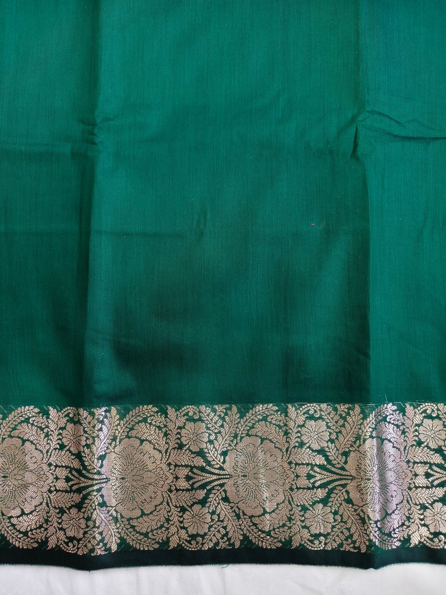 Green Silk Saree With Border
