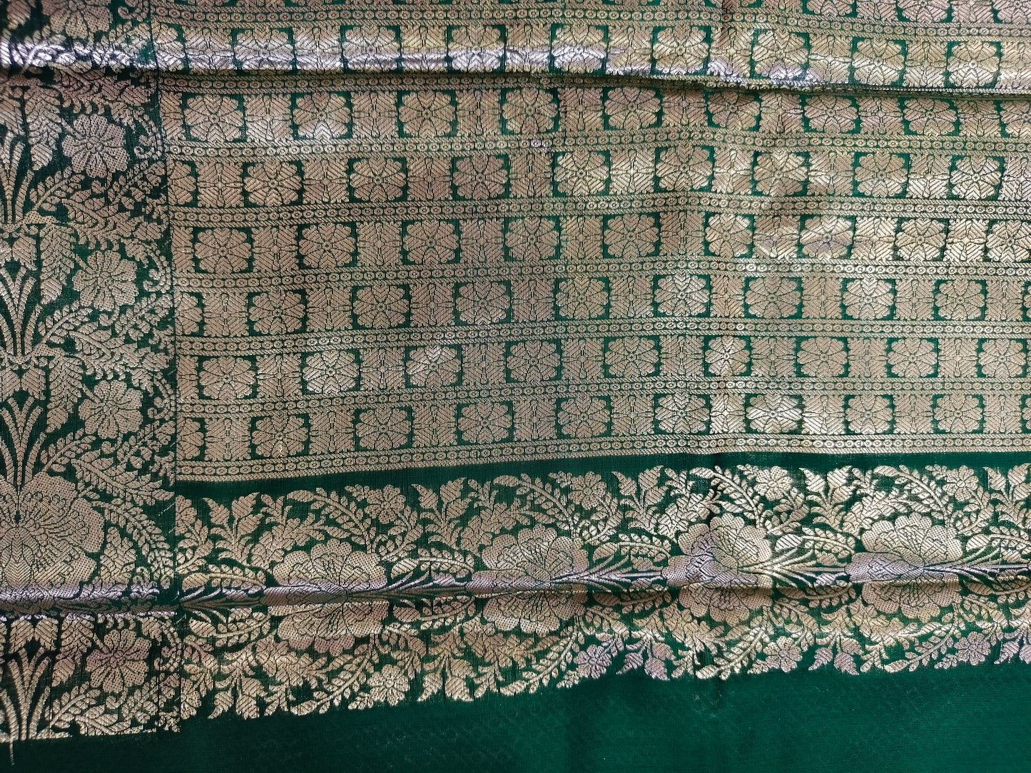 Green Silk Saree With Border